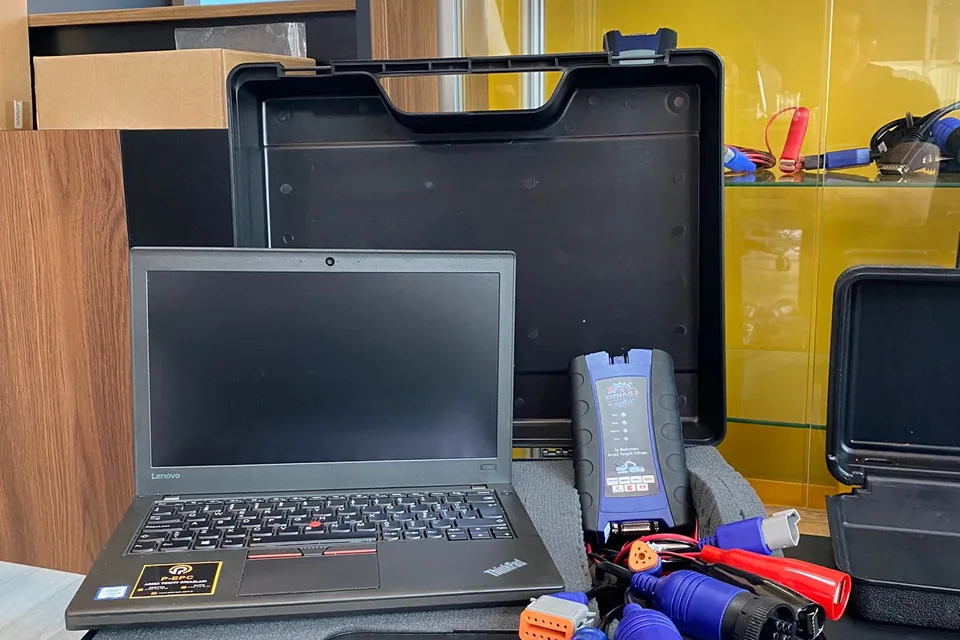 P-DIAG arıza tespit cihazı ve servis bilgisayarı seti
